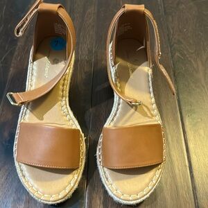 Tommy Bahama sandals